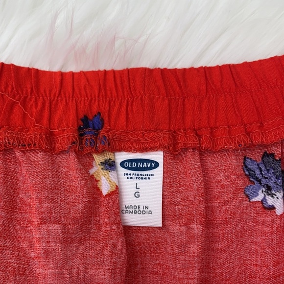 Old navy floral side shoulder bell sleeve top - Picture 3 of 4